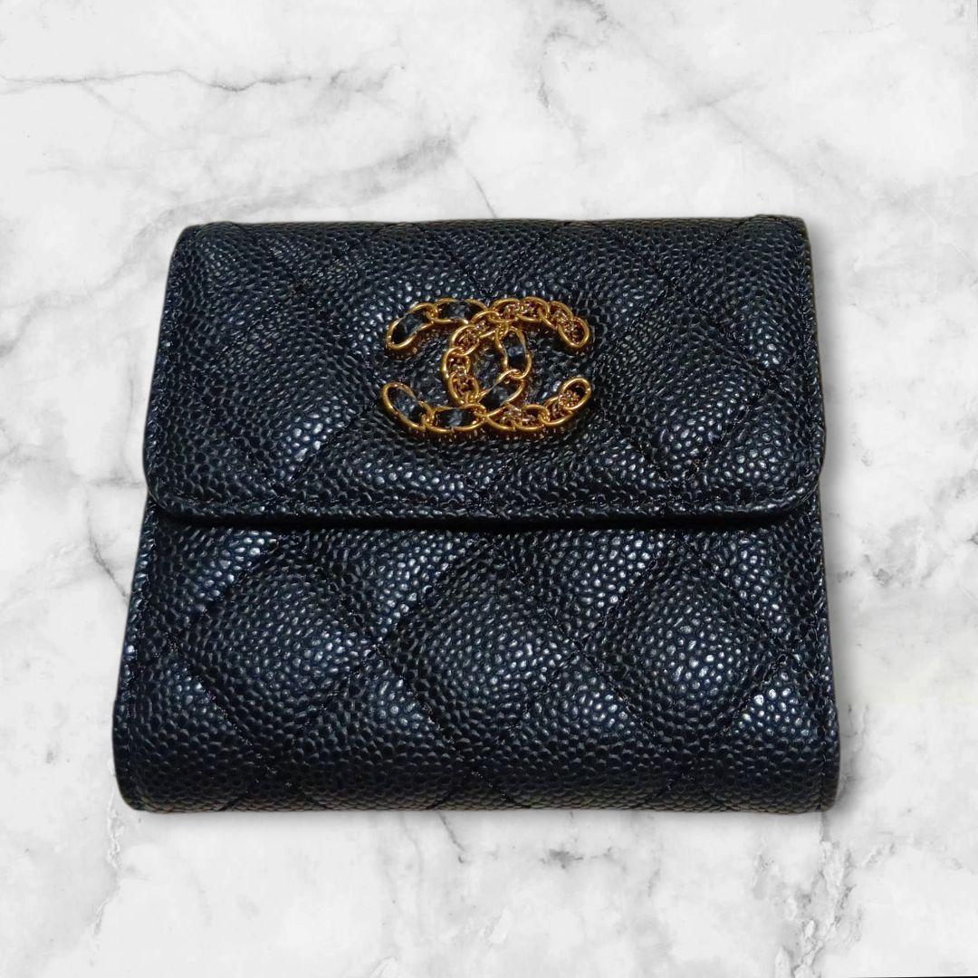 CHANEL 二つ折り財布　ノベルティ