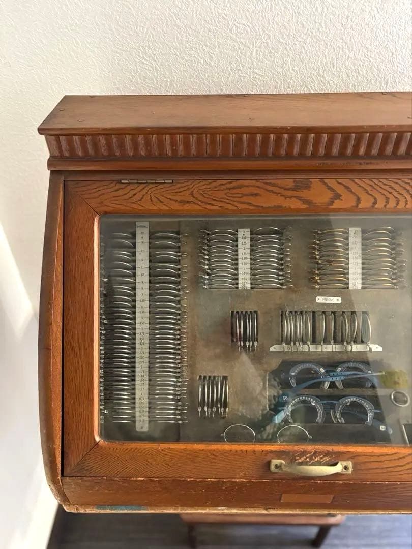 665 古道具 検眼レンズセット 木製ケース入り ヴィンテージ 眼鏡店 ケビント