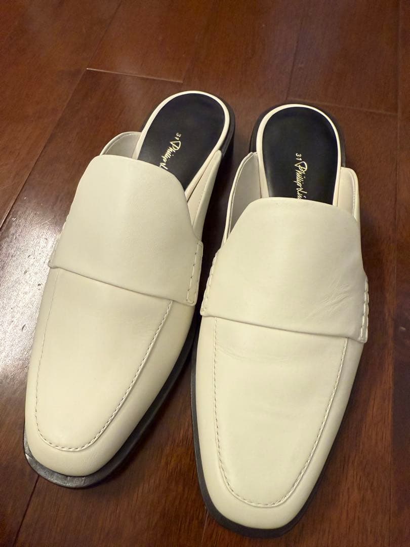 ホワイトレザー