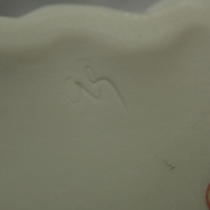 RU-6400 ＮＡＯ フィギュリン あくびをする少女