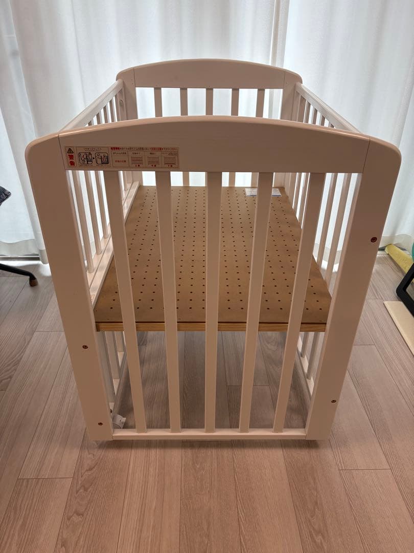 【送料込】ミニベビーベッド　カトージ　ホワイト　60×90