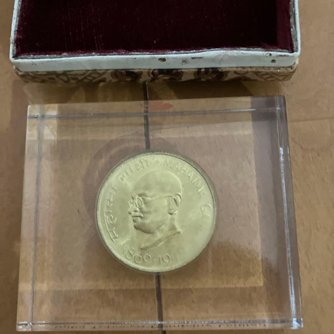 インド10ルピー銀貨　ガンジー　クリスタルペーパーウエイト