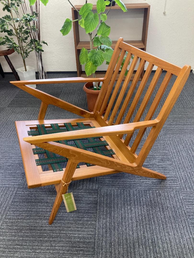 CHLOROS Triangle Arm 1-Seater Sofa クロロス