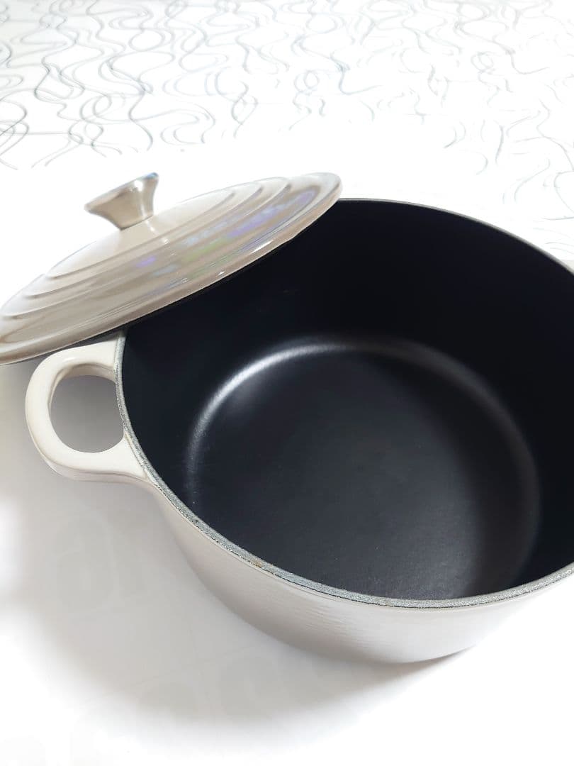 LE CREUSET/ ココット・ロンド / 24