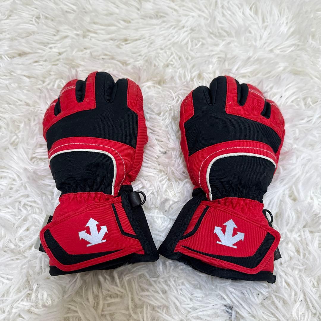 DESCENTE スキーウェア上下、インナー2枚、グローブセット 130サイズ