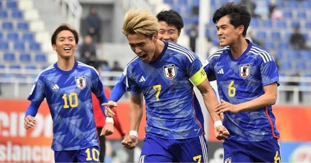 松木玖生　サイン　実使用スパイク　本物　FC東京　青森山田　日本代表　ナイキ