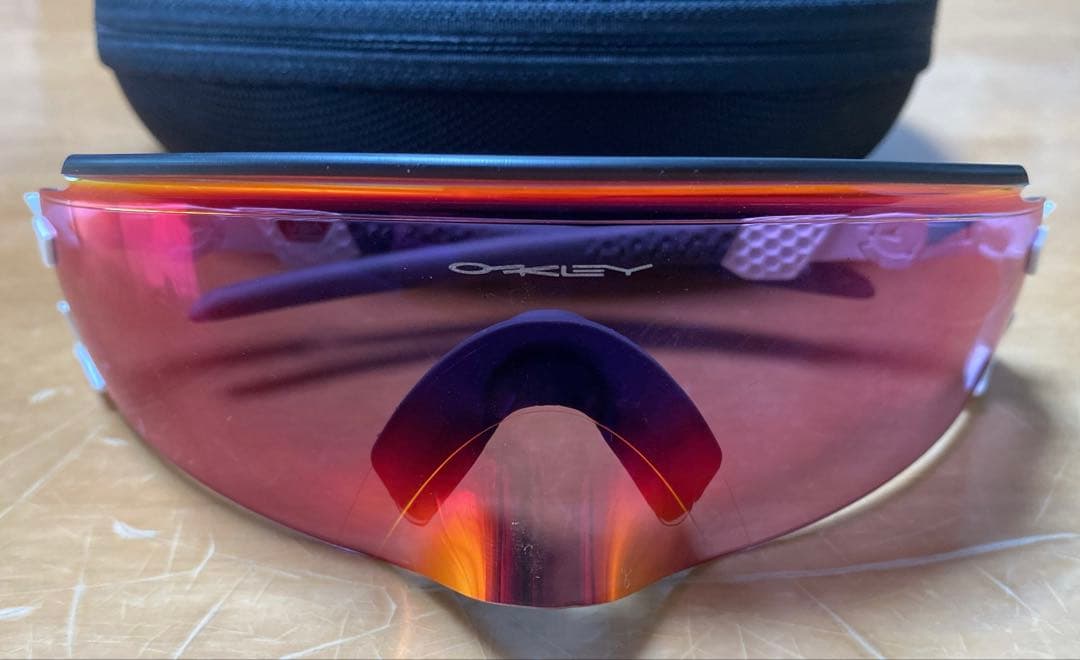 Oakley kato スポーツサングラス 赤レンズ ケース付き【値下げOK！】