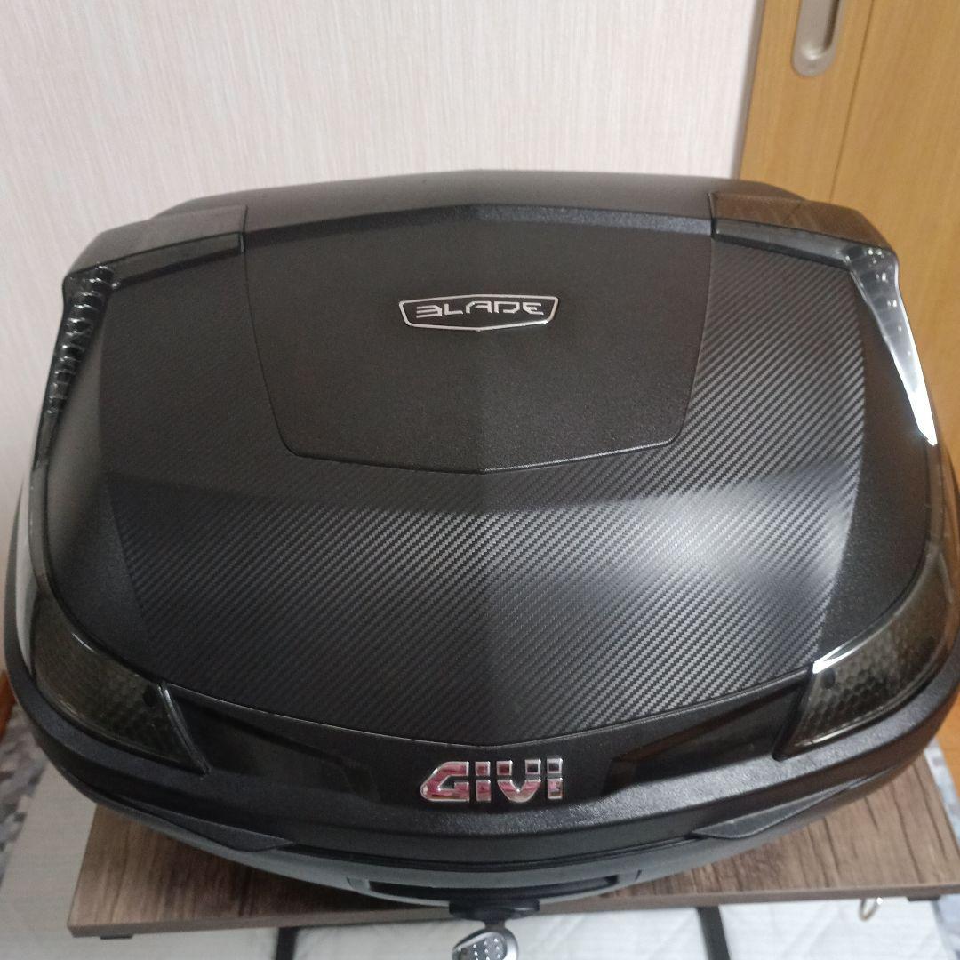 GIVI リアボックス B47 未塗装ブラック