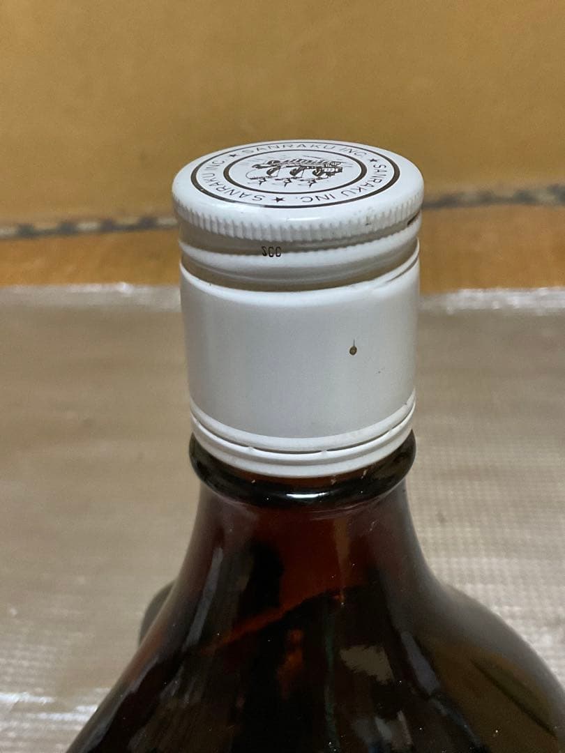 三楽・オーシャン・ウイスキー。ウイスキー二級　1920ml 37度【新品未開封】