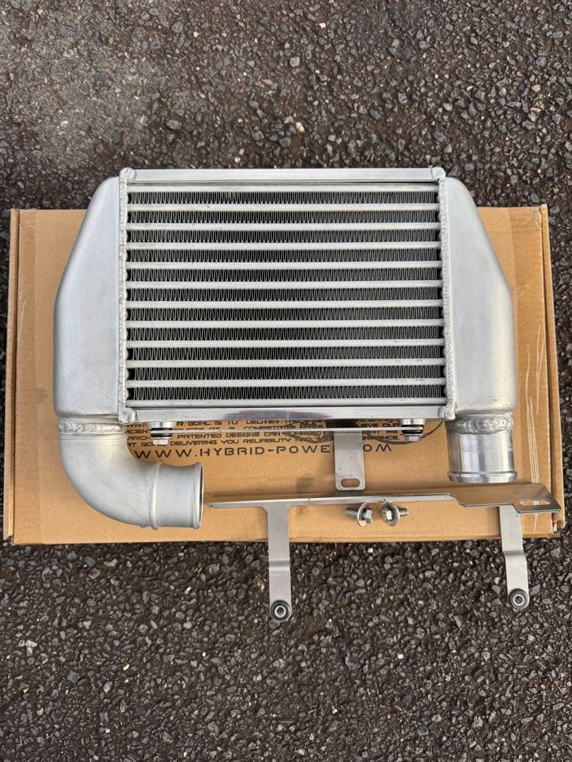 HDi インタークーラーキット　ハイエースディーゼル