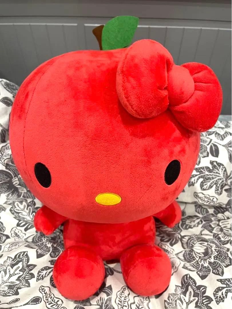 ハローキティ　30周年ぬいぐるみ　激レア　タグ付き