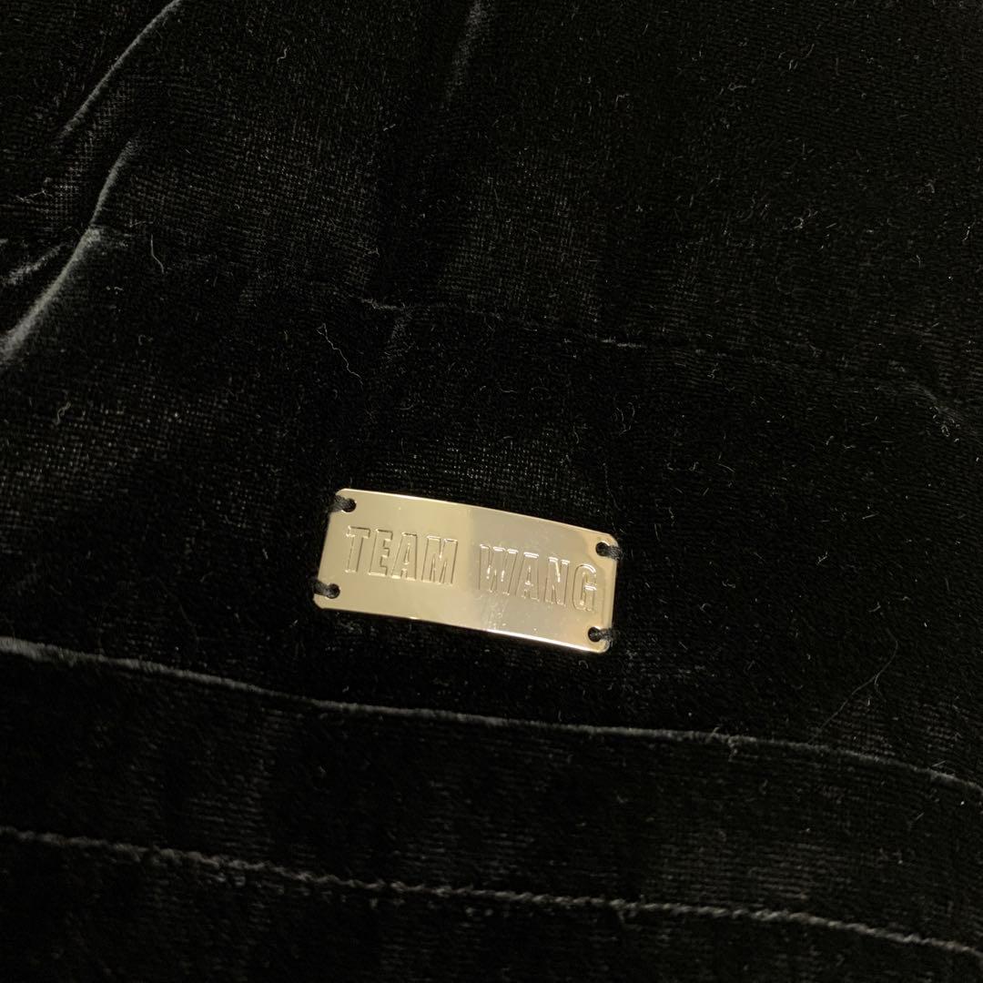 トップス TEAM WANG PRINTED LOGO VELVET DOWN VEST