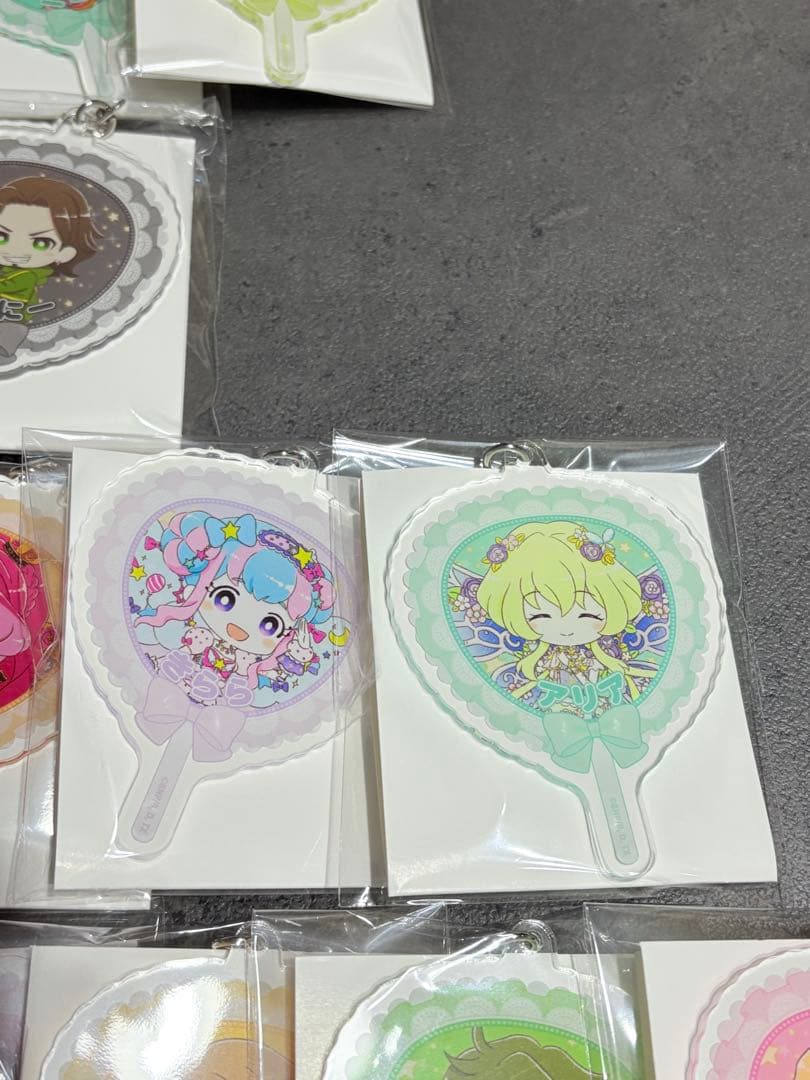アイカツスターズ　プラネット　グラフアート　アクリルキーホルダー　まとめ売り
