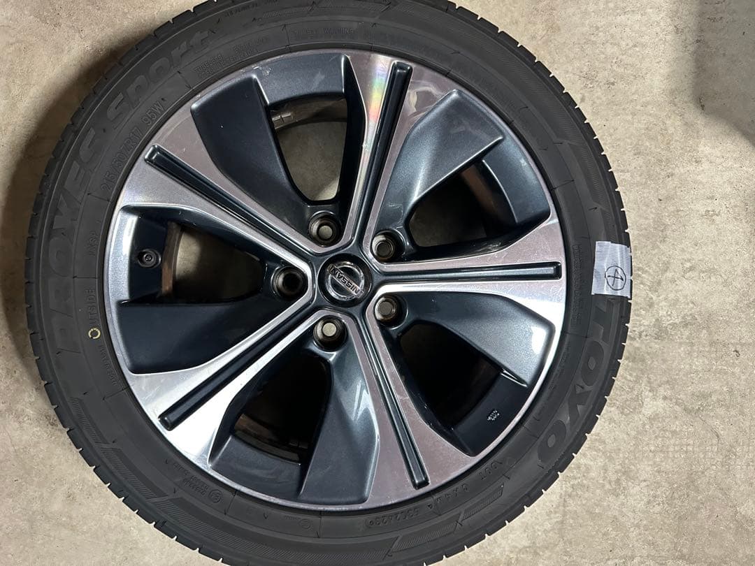 日産 17インチ ホイールセット タイヤ付き　１２日までの特価