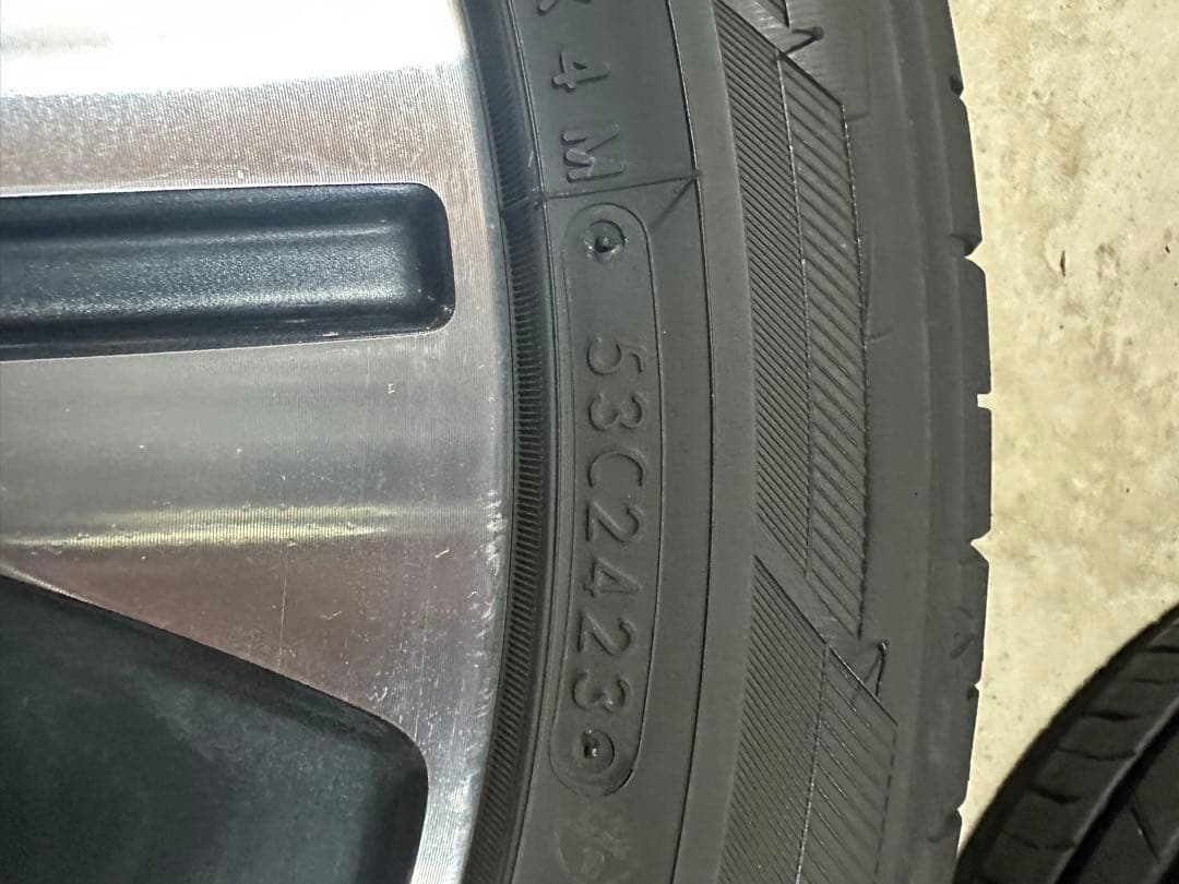 日産 17インチ ホイールセット タイヤ付き　１２日までの特価