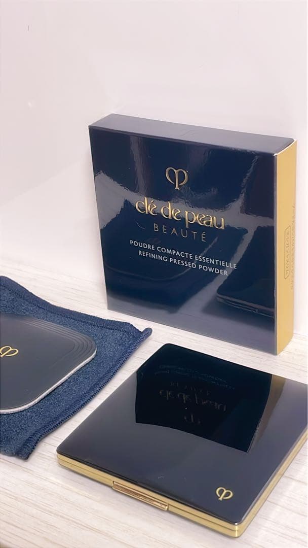 クレドポーボーテ プードルコンパクトエサンシエルn 美品