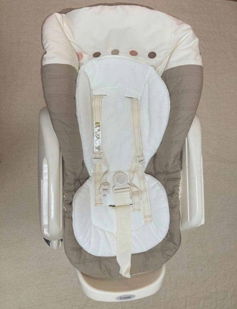 コンビ ネムリラ AT オートスウィング エッグショック 電動ハイロー