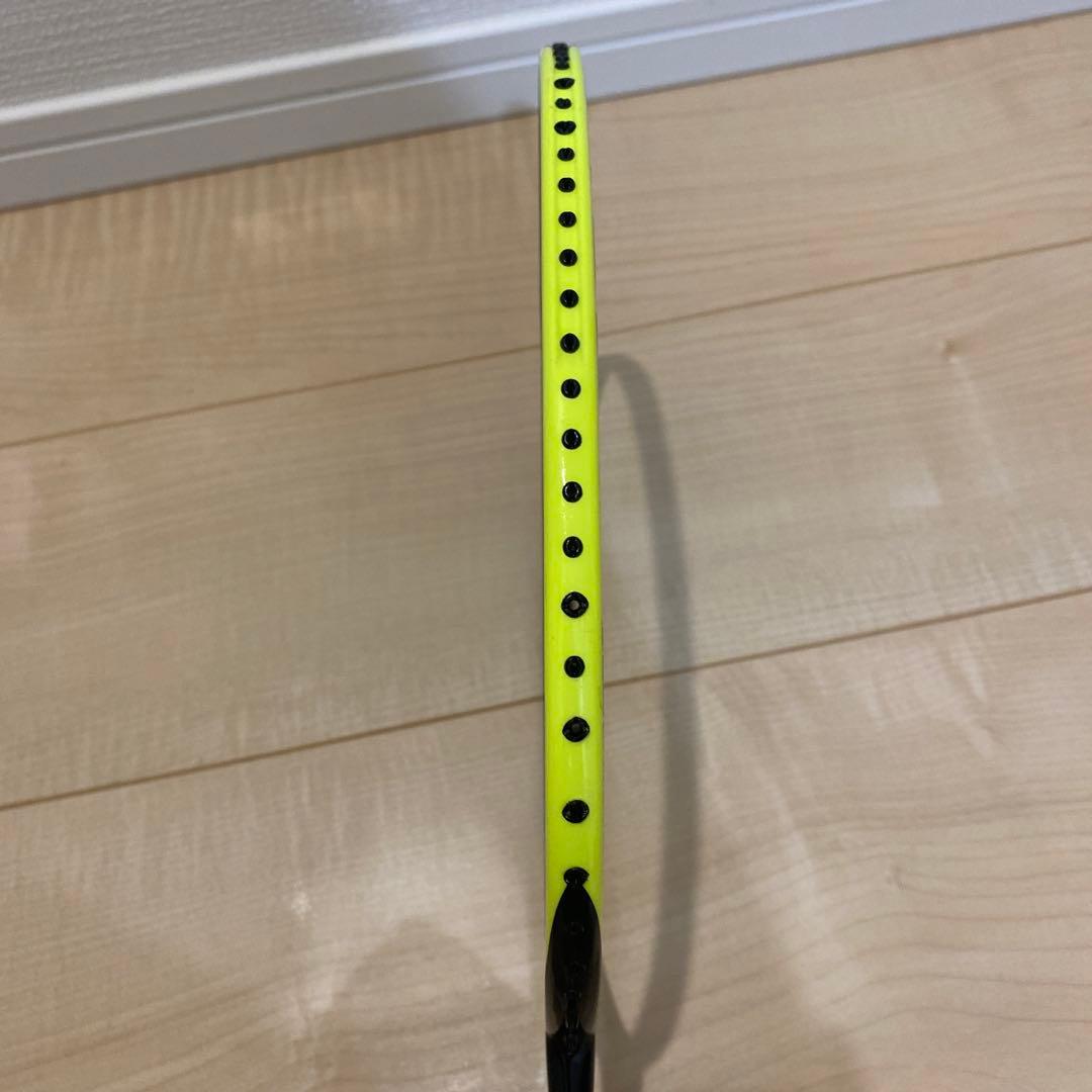 【希少_即日発送】バドミントンラケット　ヨネックス　ASTROX77 3UG5