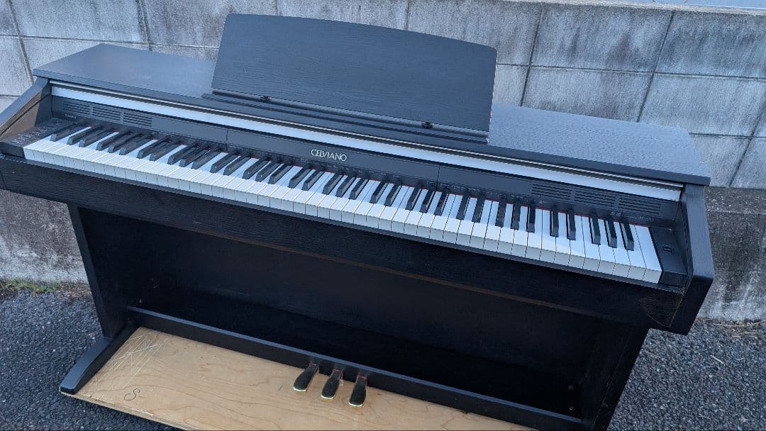 送料込み CASIO 電子ピアノ AP-220 10年製 美品