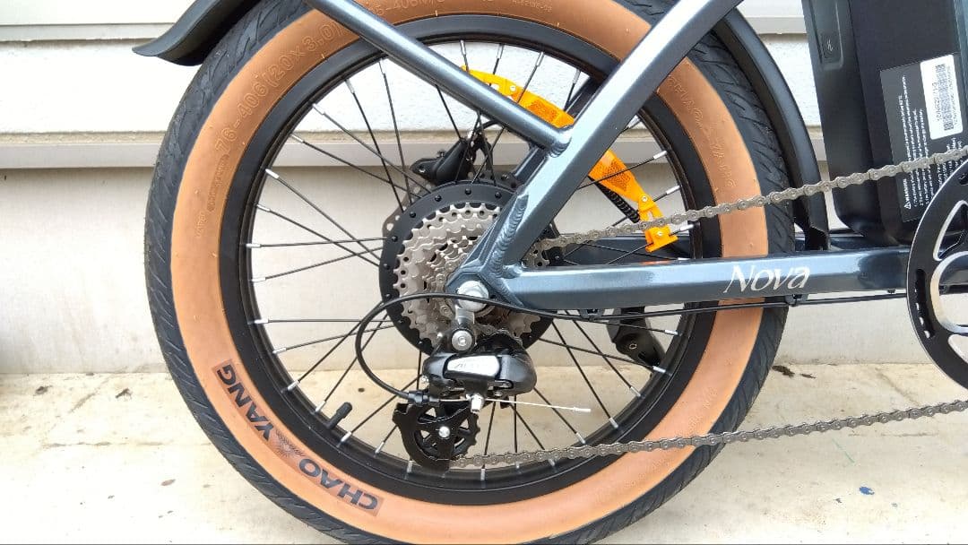 【使用わずか】電動アシスト自転車　Cyrusher NOVA