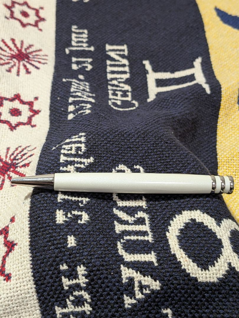 美品　カルティエ　トリニティ　ドゥカルティエ　ボールペン