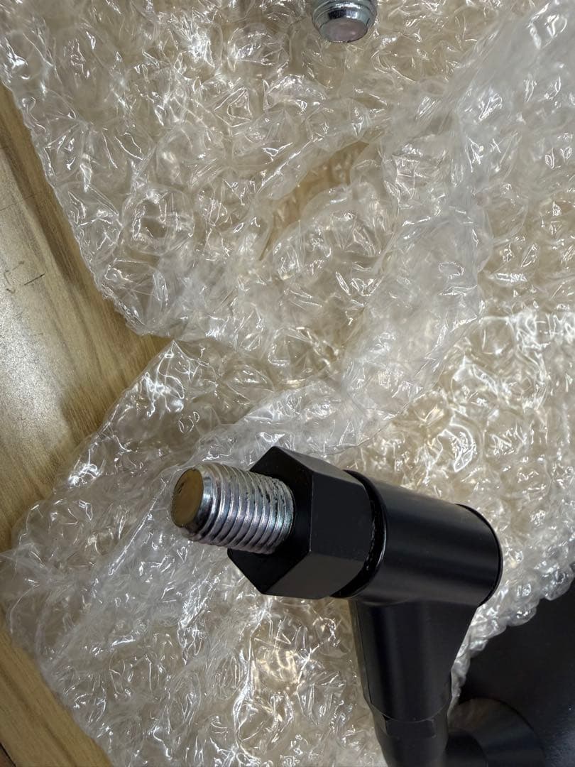 1100刀のミラーになります。