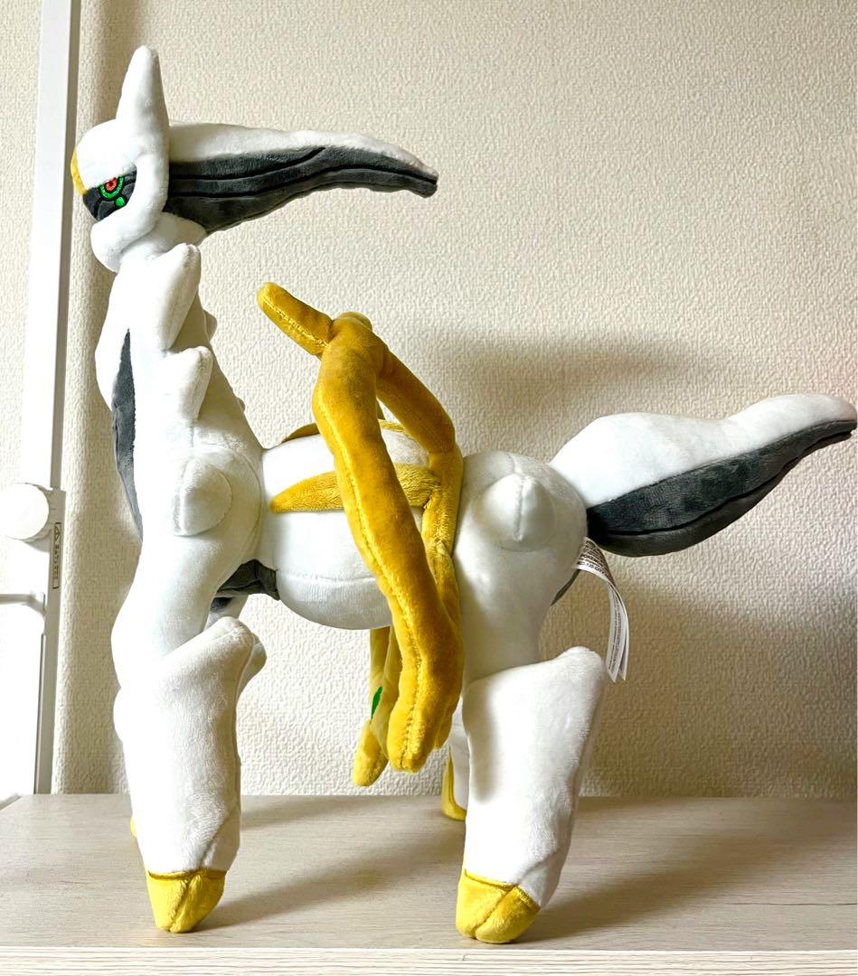 ポケモン　ポケモンセンターオリジナルぬいぐるみ アルセウス　大きいサイズ