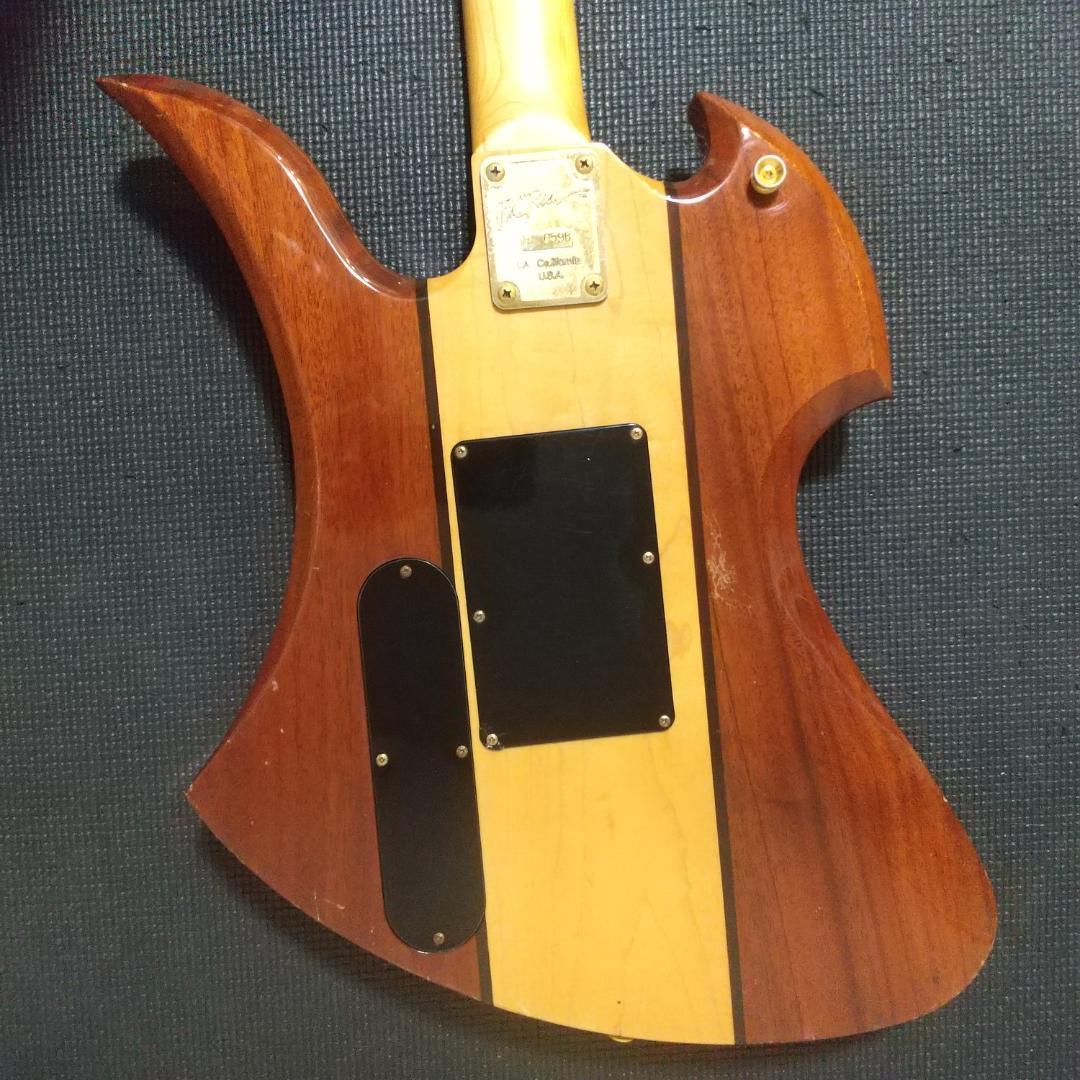 B.C.Rich モッキンバード MG-1101N