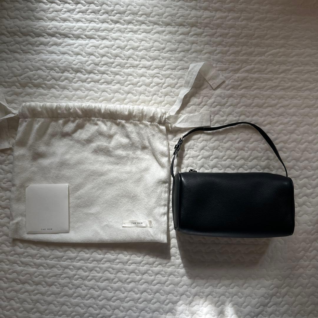 最終価格　THE ROW　90's Bag　レザー　ブラック