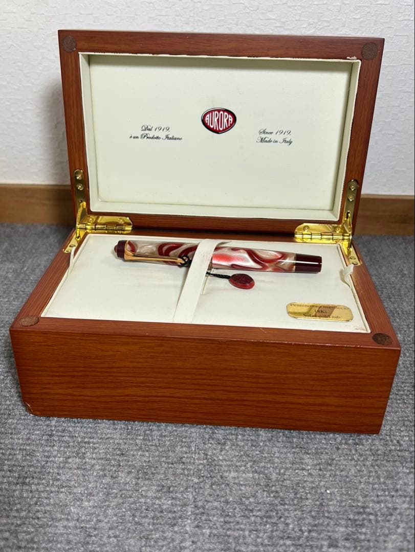 AURORA アウロラ　マーブル万年筆 専用ケース付き　金18K 高級万年筆