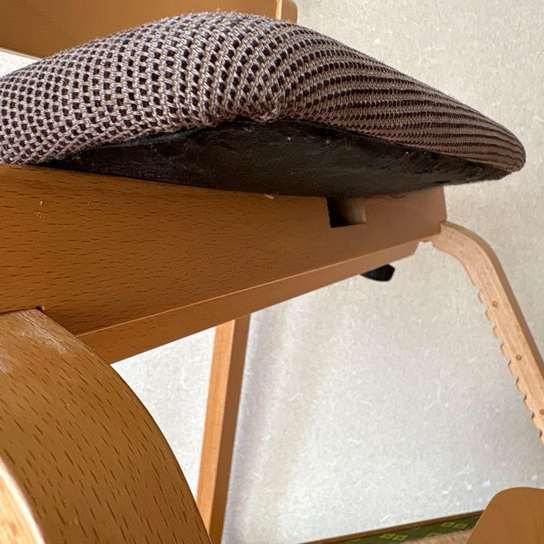 豊橋木工　アップライトチェア