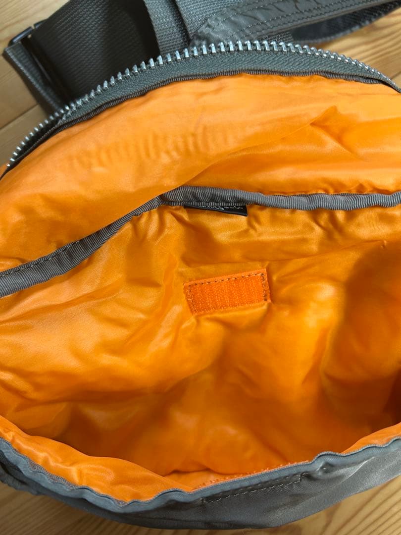 お*茶様 【希少】PORTER タンカー　シルバーグレー ショルダーバッグ