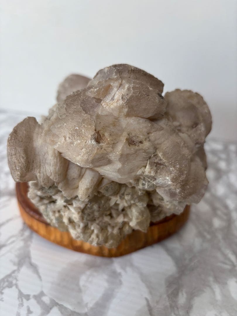 カルサイト（方解石）の原石 天然石 原石 鑑賞石 自然石 水石 鉱物 鉱石