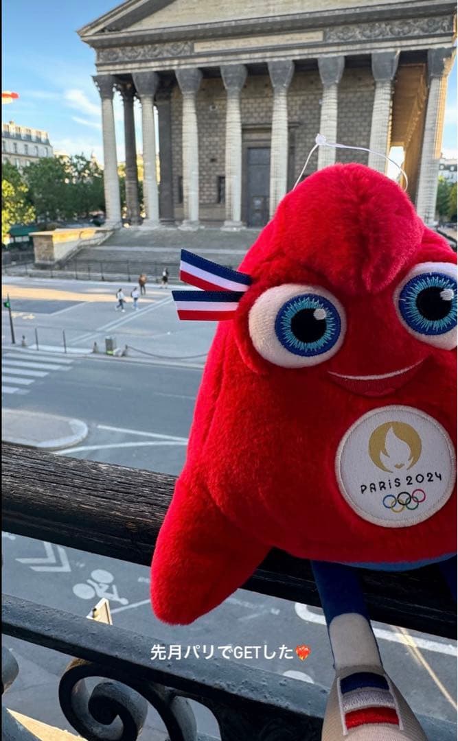 パリ2024 オリンピック マスコット フリージュ　ぬいぐるみ