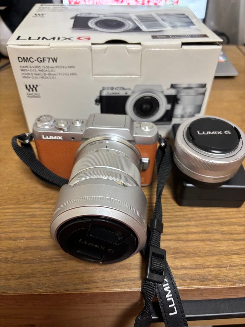 LUMIX G DMC-GF7W ミラーレス一眼カメラ