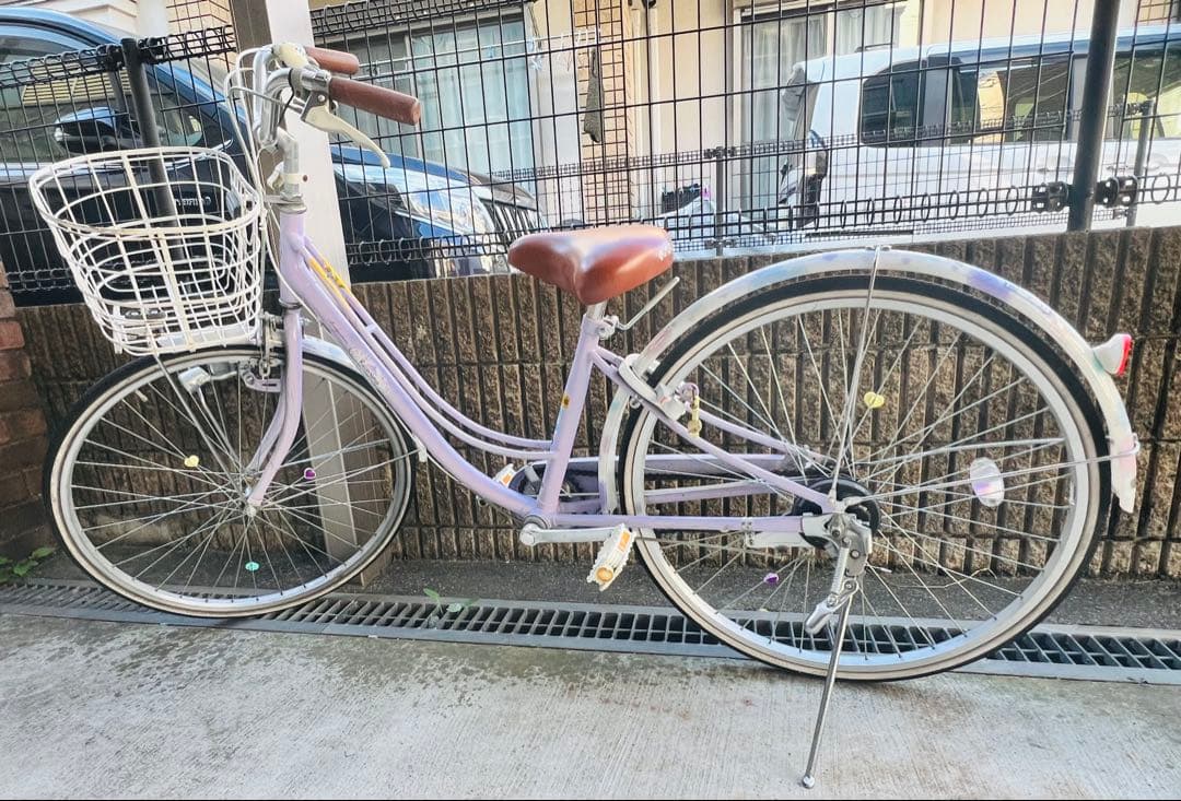 ブリヂストン　リコリーナ　うす紫花柄　自転車　26型