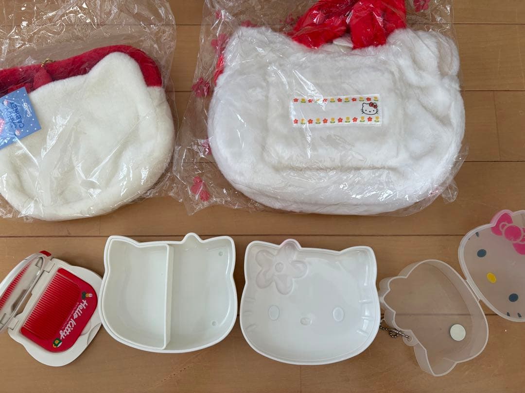 平成レトロ ハローキティ ふわふわポーチ フェイス型 まとめ売り当時物 レア