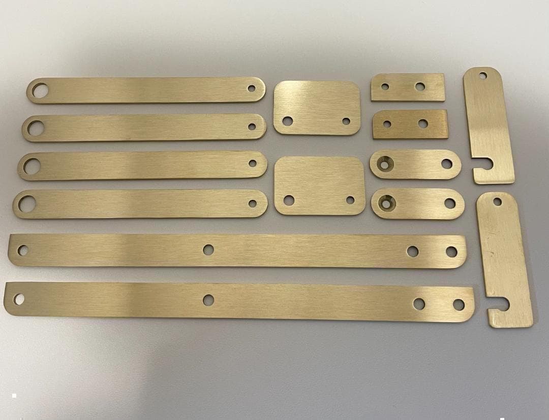 【yoyy】【訳有・新品】カーミットチェア 同規格 ＆ 真鍮14パーツ