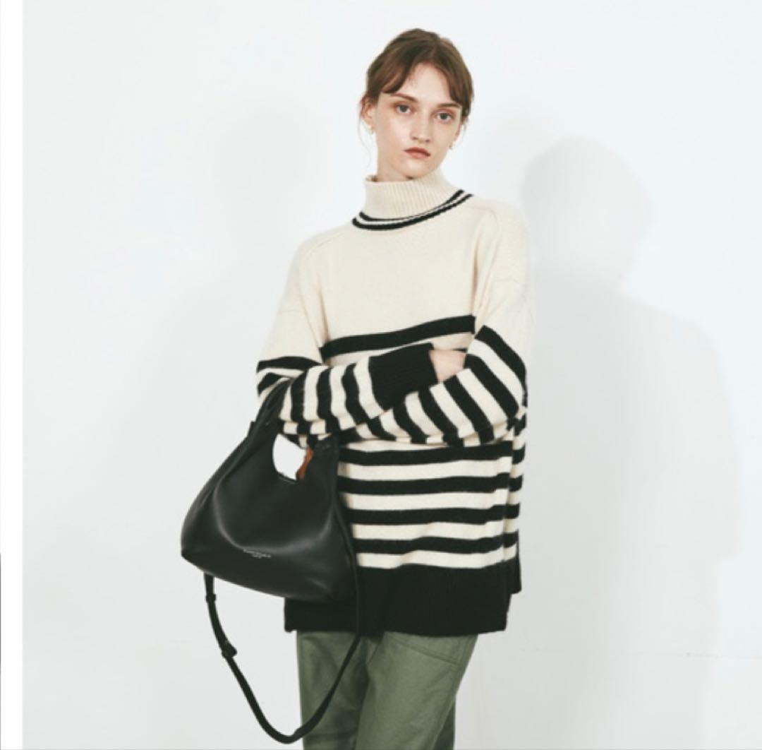 【新品未使用】GIANNI CHIARINI デュア Sイタリア製　半額価格