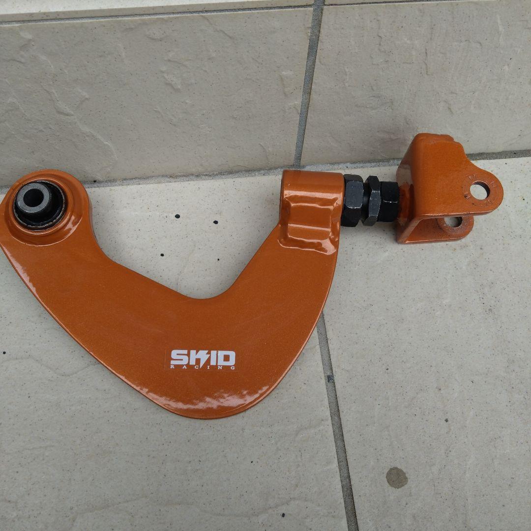 スキッドレーシング 50 プリウス 調整式アッパーアーム 使用期間３ヶ月