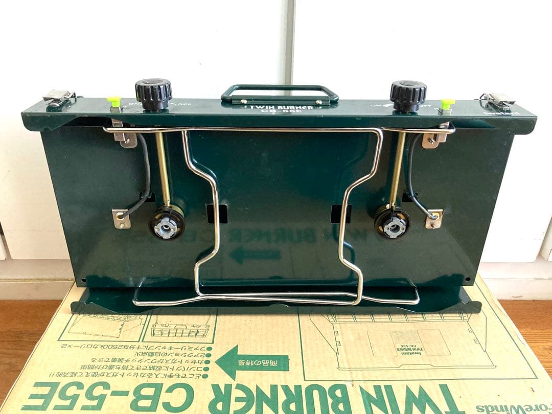 イワタニ『ツインバーナーCB-55E／アルミグリルCB-GR1』キャンプセット