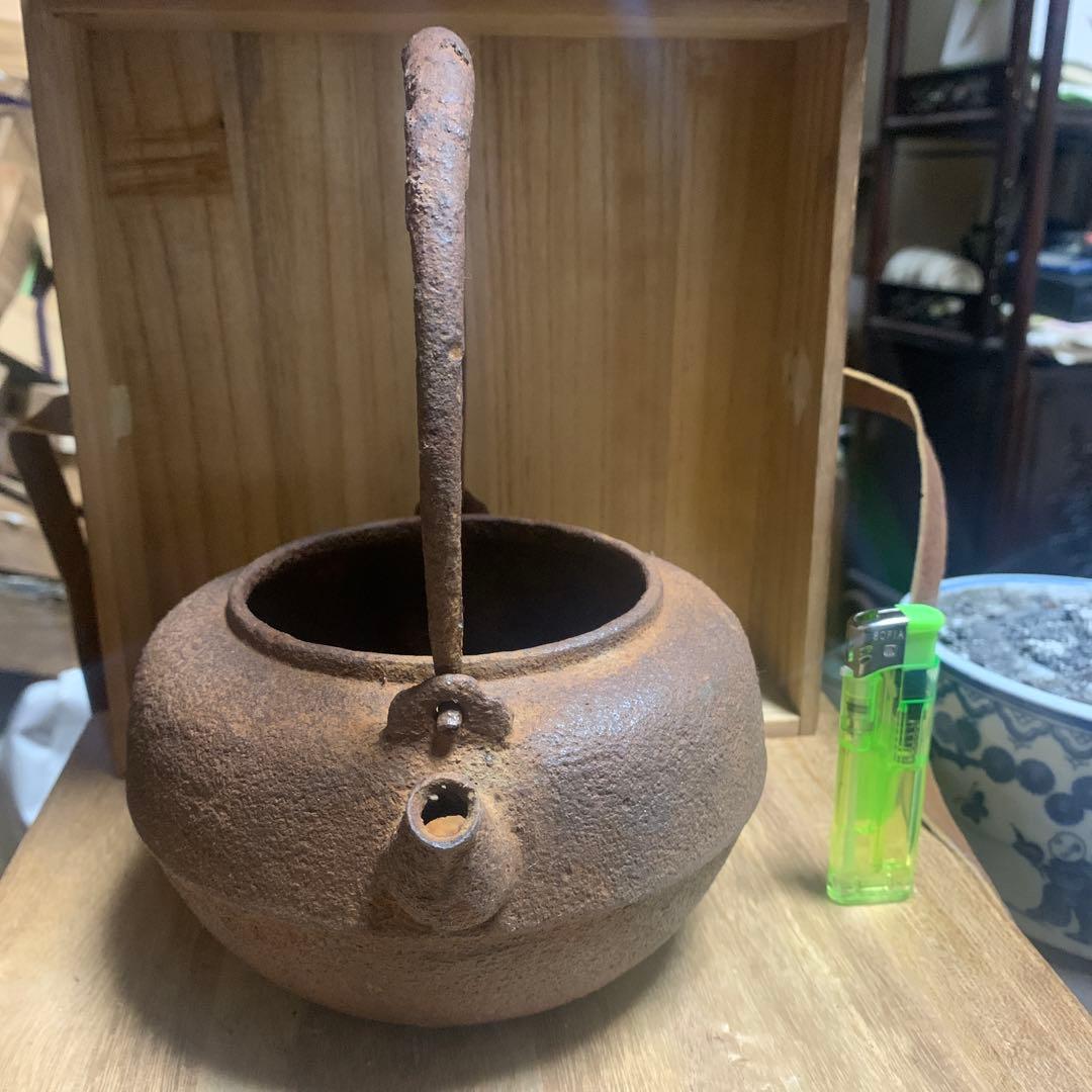 鉄瓶 水漏れあり　蓋なし