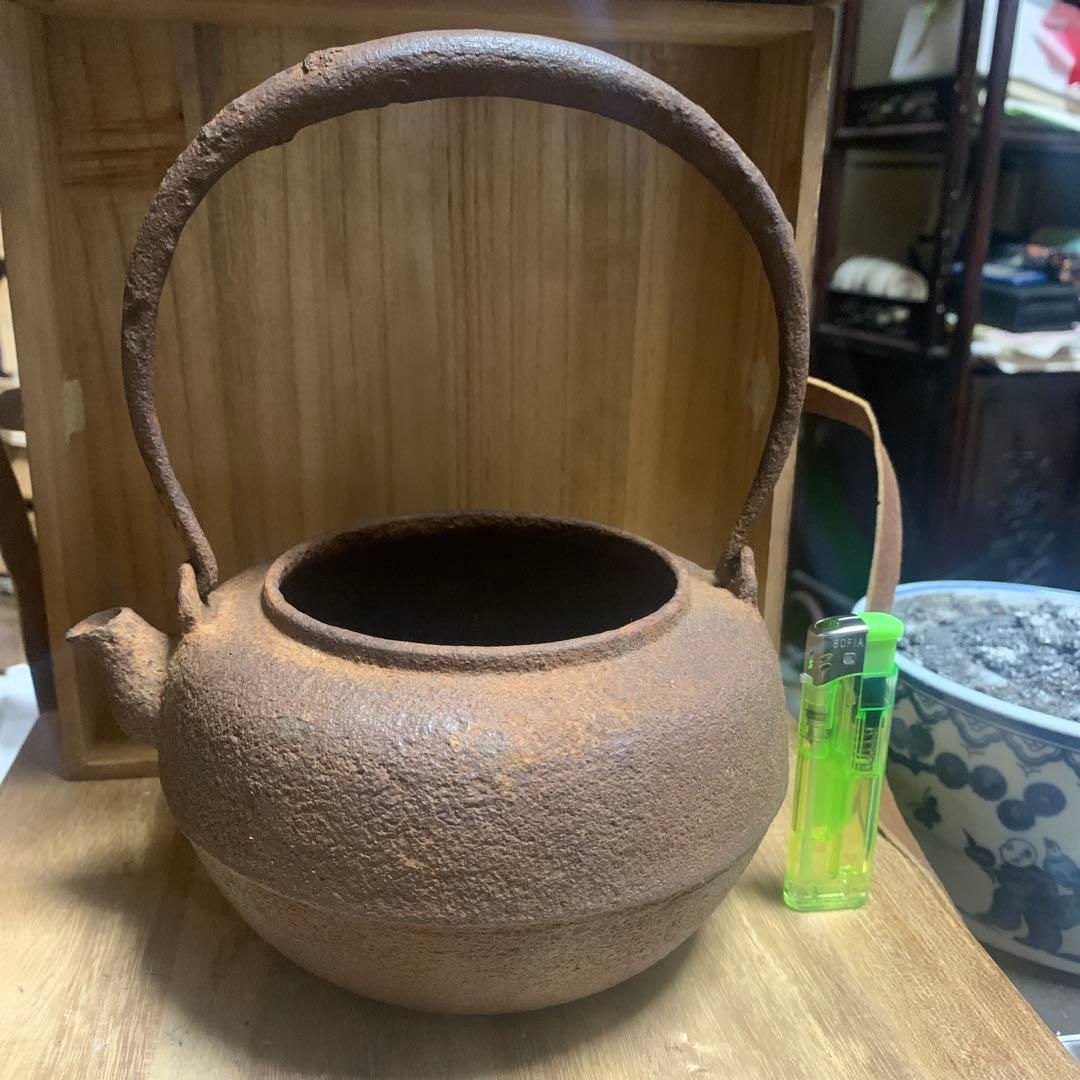 鉄瓶 水漏れあり　蓋なし