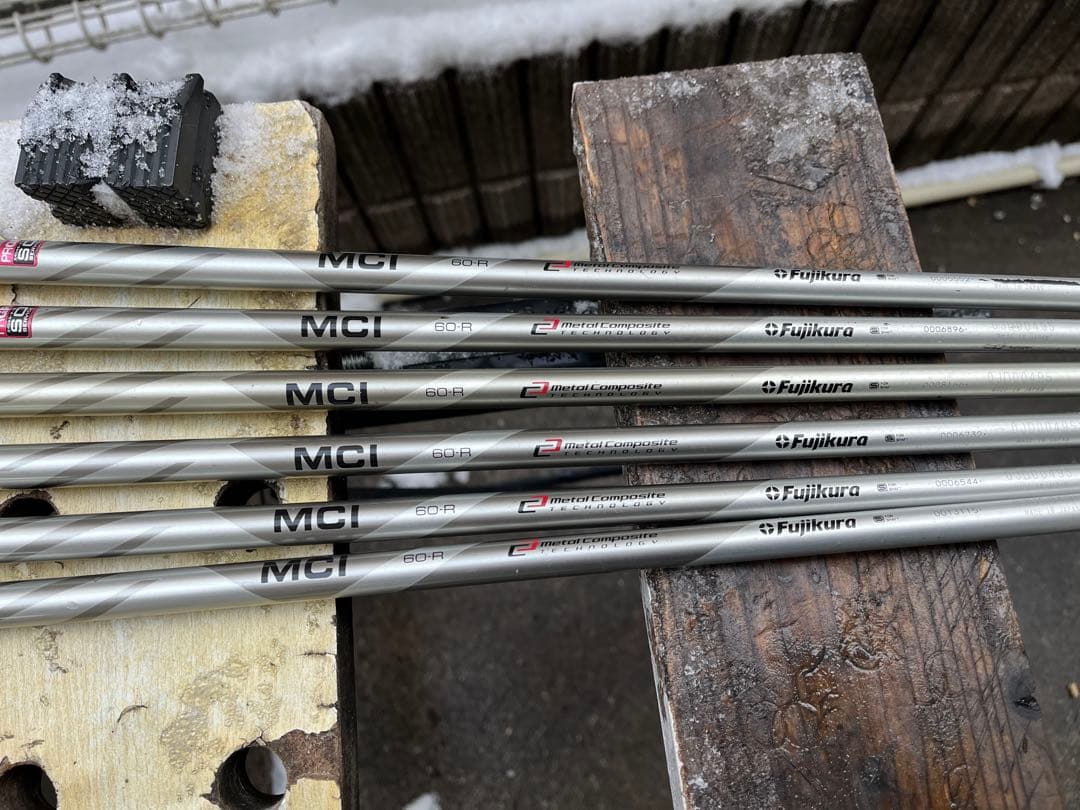 アイアン用カーボンシャフト　MCI 60-R　6本　フジクラ MCI　1回抜き