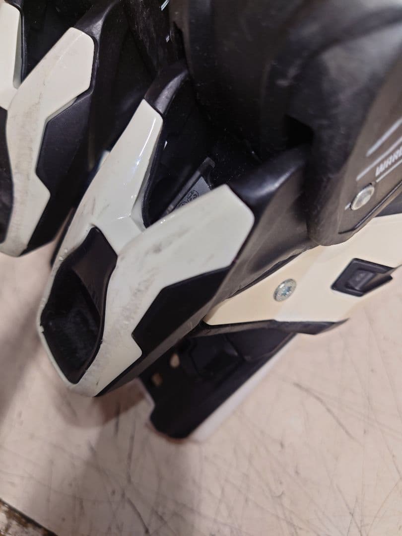 アトミック Atomic warden 13 demo スキー ビンディング