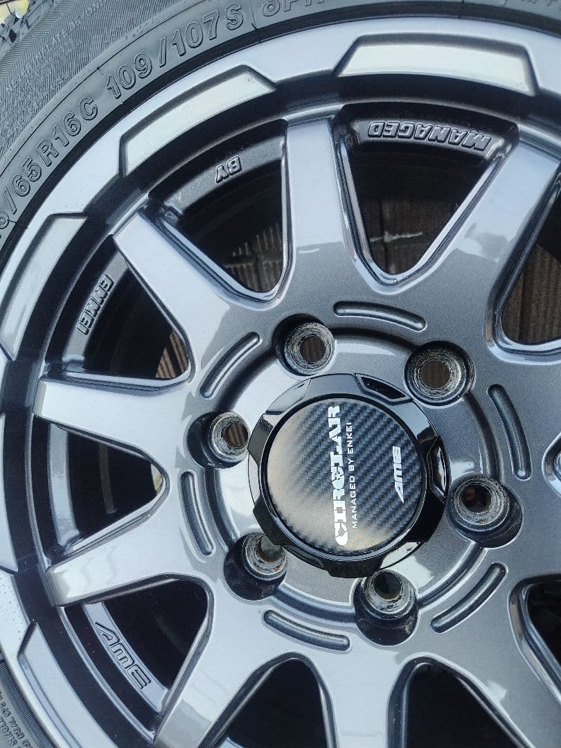 美品 アルミ 16インチ ヨコハマ ジオランダー AT 215 65 16