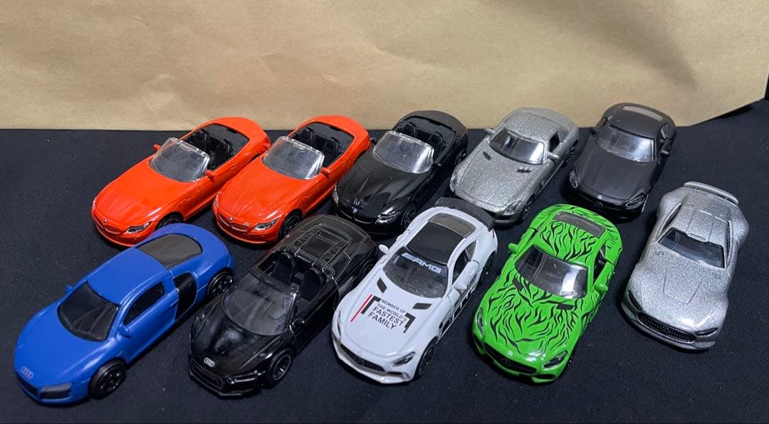 大量　マジョレット製ミニカー　まとめ売り　84台セット　1/64