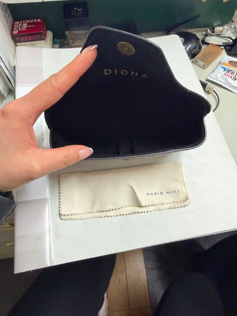 DIONA グリーンレザー メガネケース