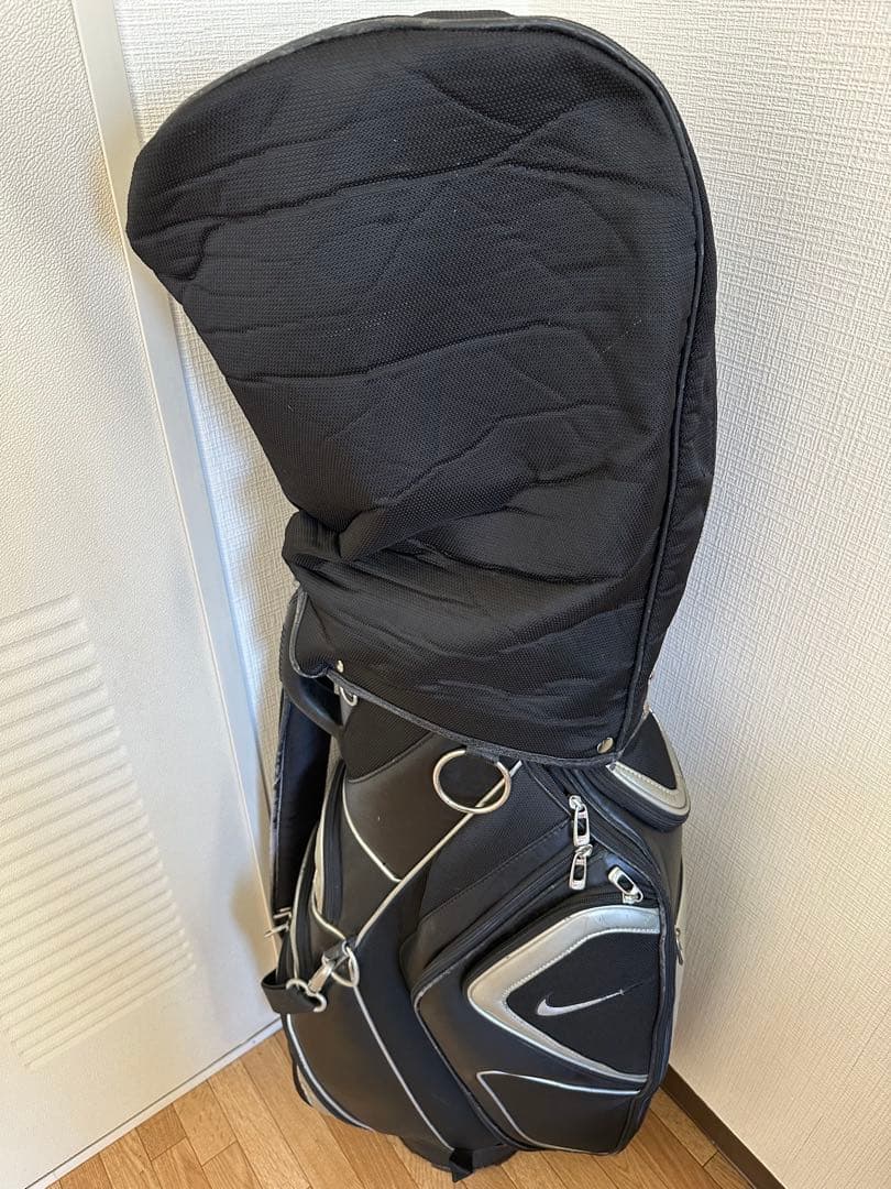 Nike キャディバッグ 黒/シルバー