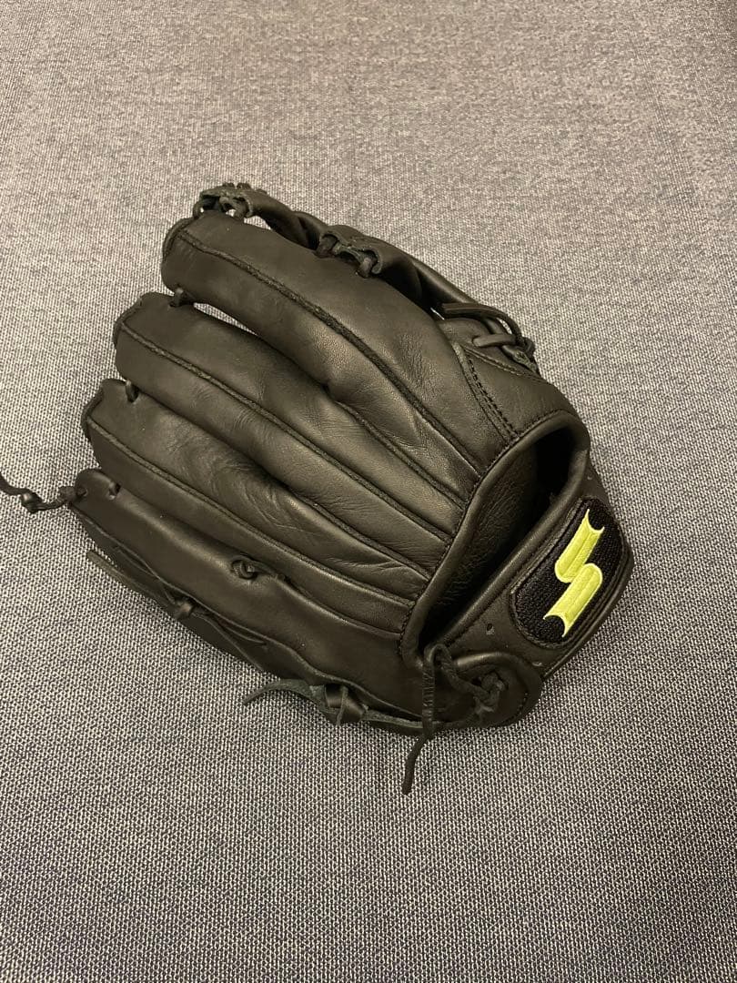 SSK 野球 軟式グローブ 一般用　大人　右投げ　グラブ　内野手　右利き　黒